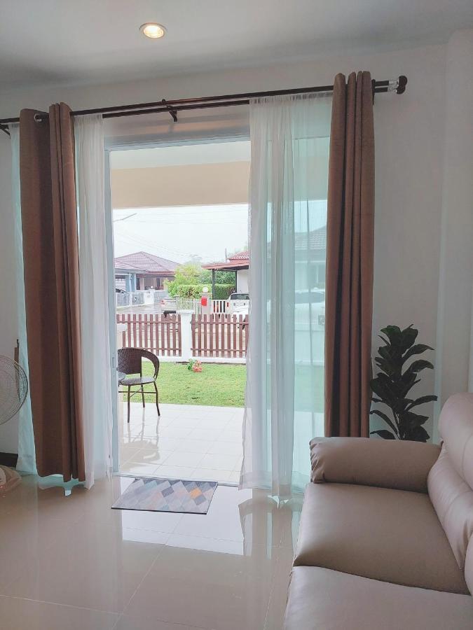 Happy Space วิลล่าทั้งหลัง 2นอน 2น้ำ ฟรี Wifi จอดรถ Nakhon Phanom Bagian luar foto