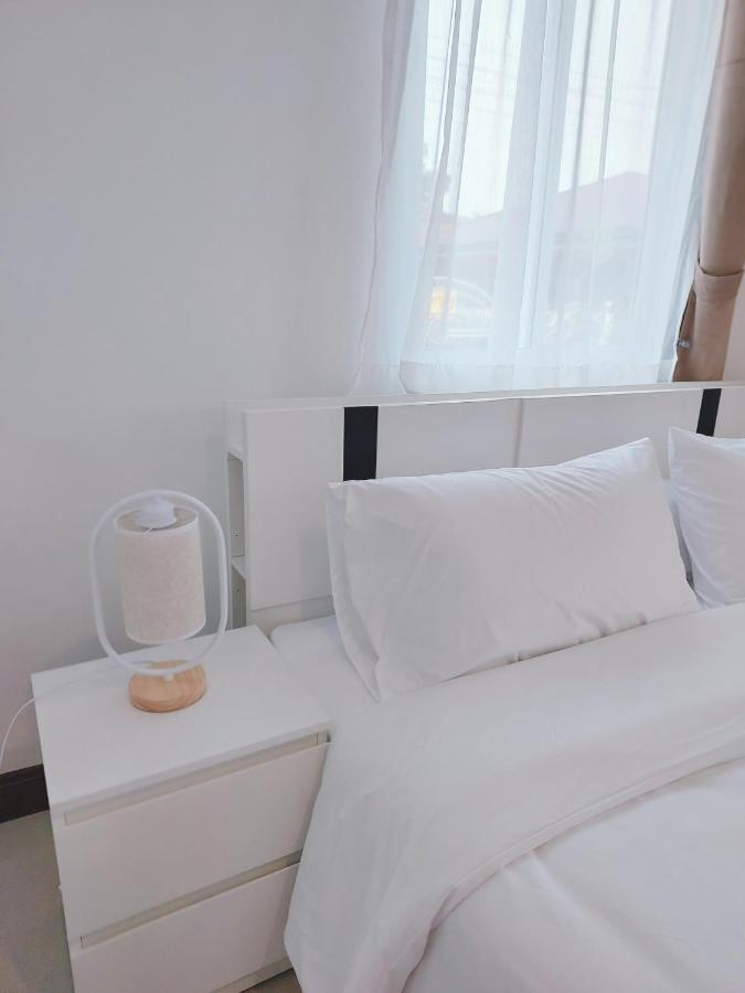 Happy Space วิลล่าทั้งหลัง 2นอน 2น้ำ ฟรี Wifi จอดรถ Nakhon Phanom Bagian luar foto