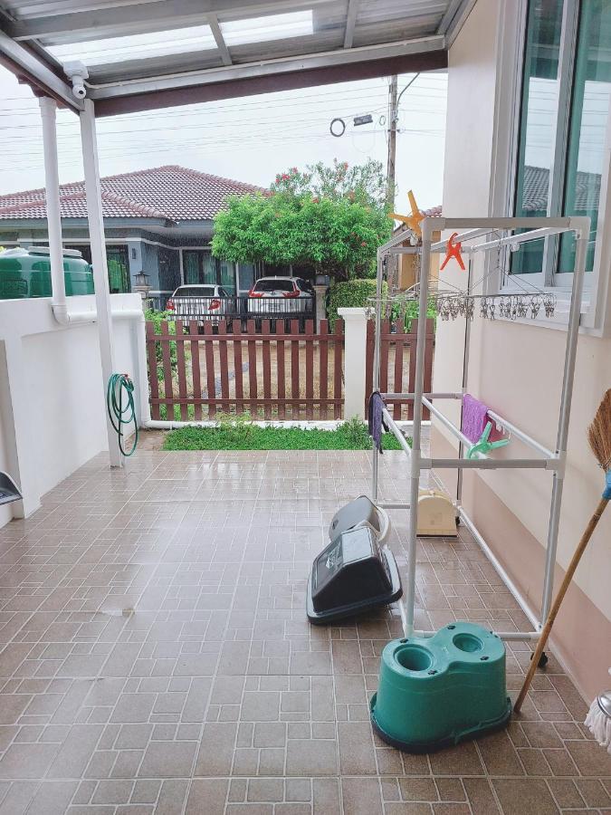 Happy Space วิลล่าทั้งหลัง 2นอน 2น้ำ ฟรี Wifi จอดรถ Nakhon Phanom Bagian luar foto